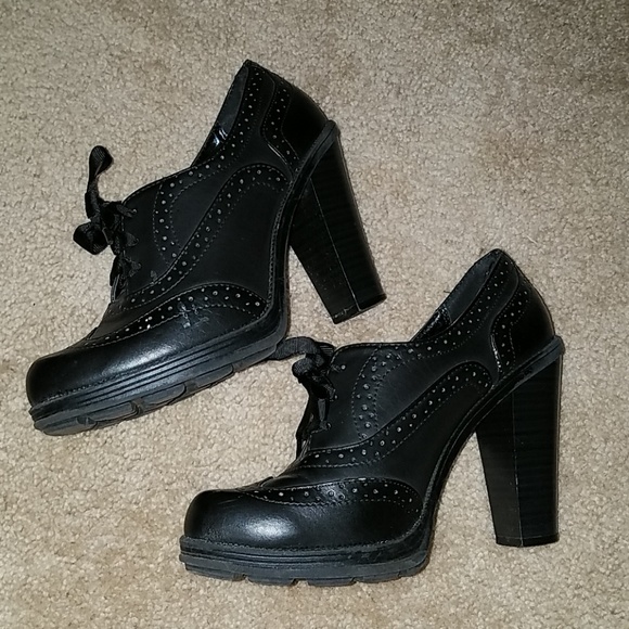 Maurice's booties - Picture 3 of 3